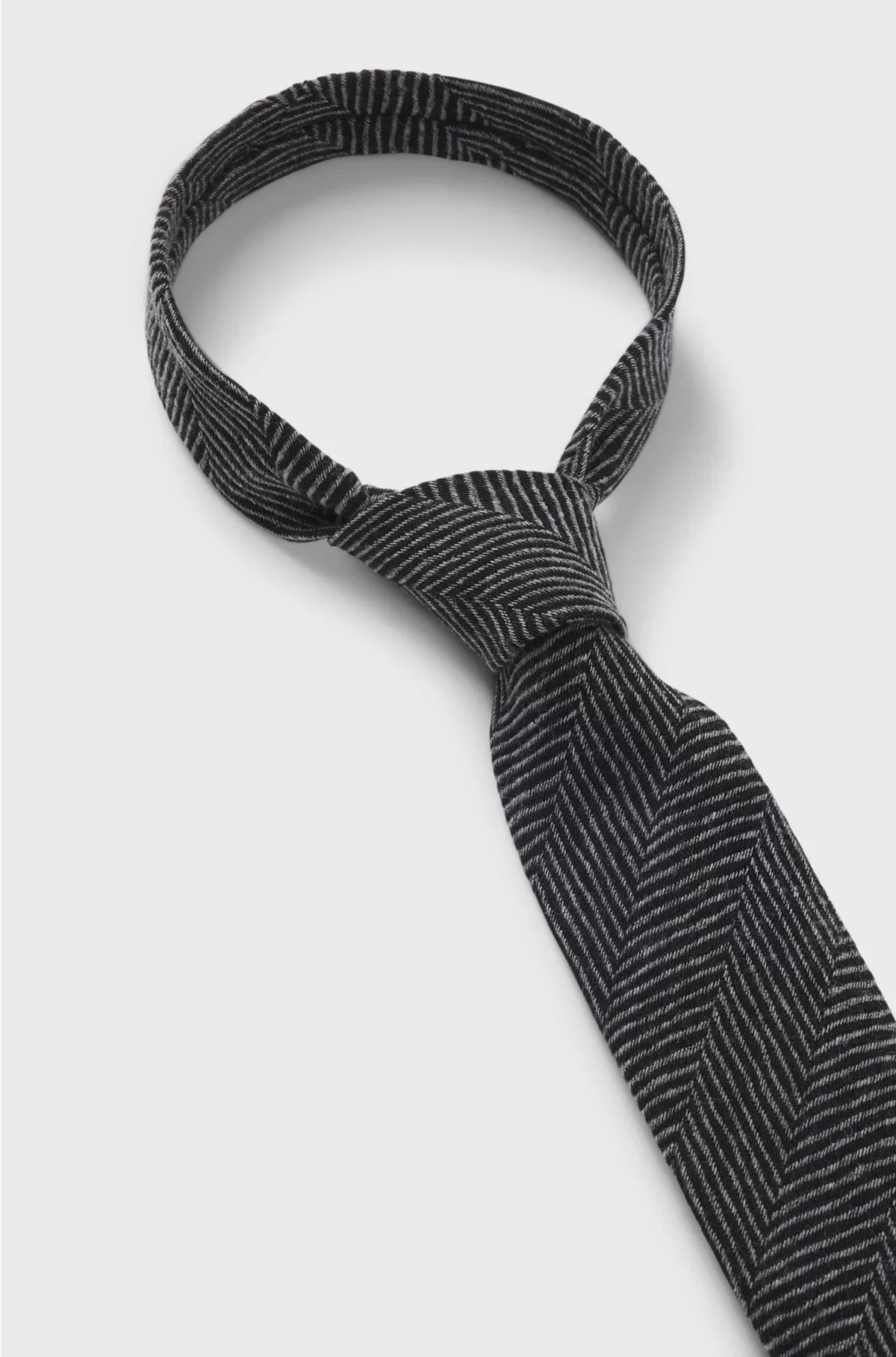 JACQUARD-STRUCTURE TIE IN WOOL