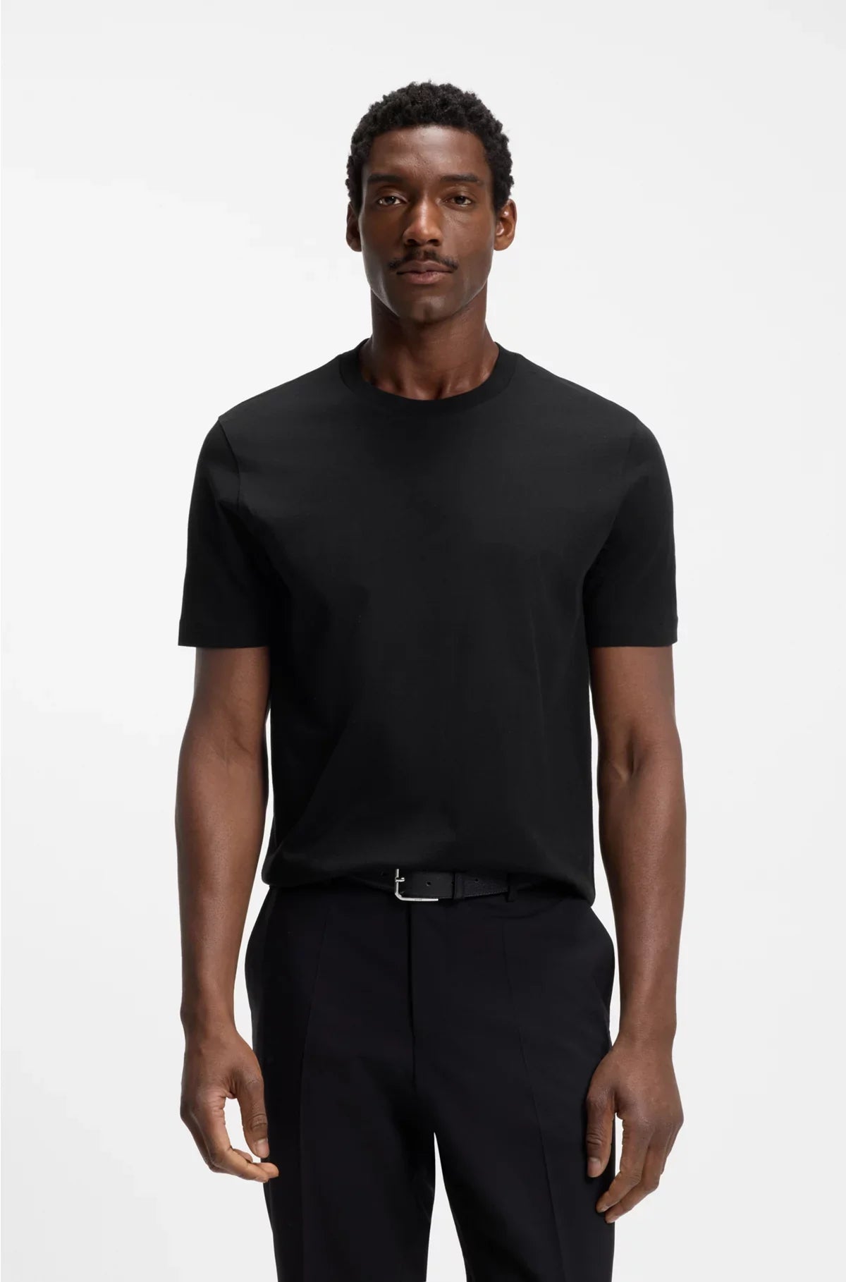 T-SHIRT REGULAR FIT IN JERSEY DI COTONE CON COLLO A COSTINE