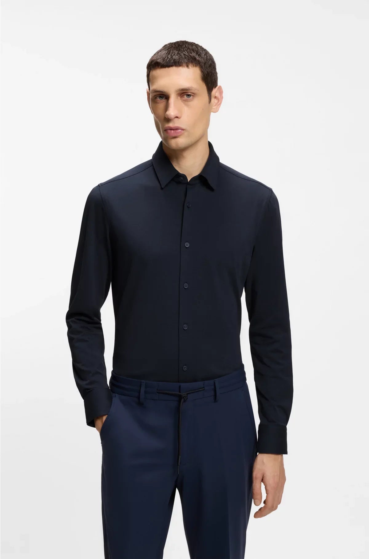 CAMICIA SLIM FIT IN MISTO COTONE ELASTICIZZATO AD ALTE PRESTAZIONI
