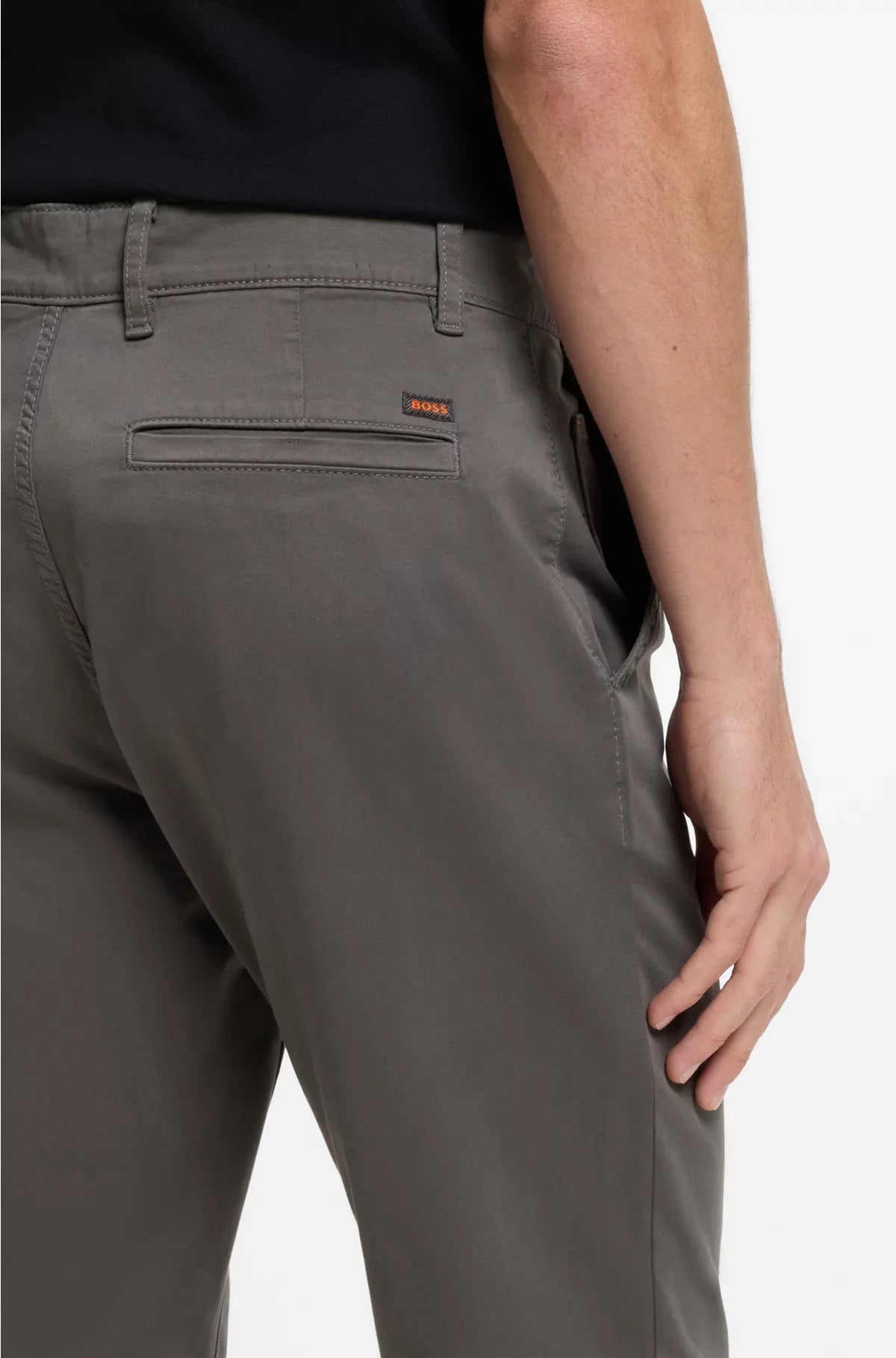 CHINO A VITA SFUMATA IN RASO DI COTONE STRETCH