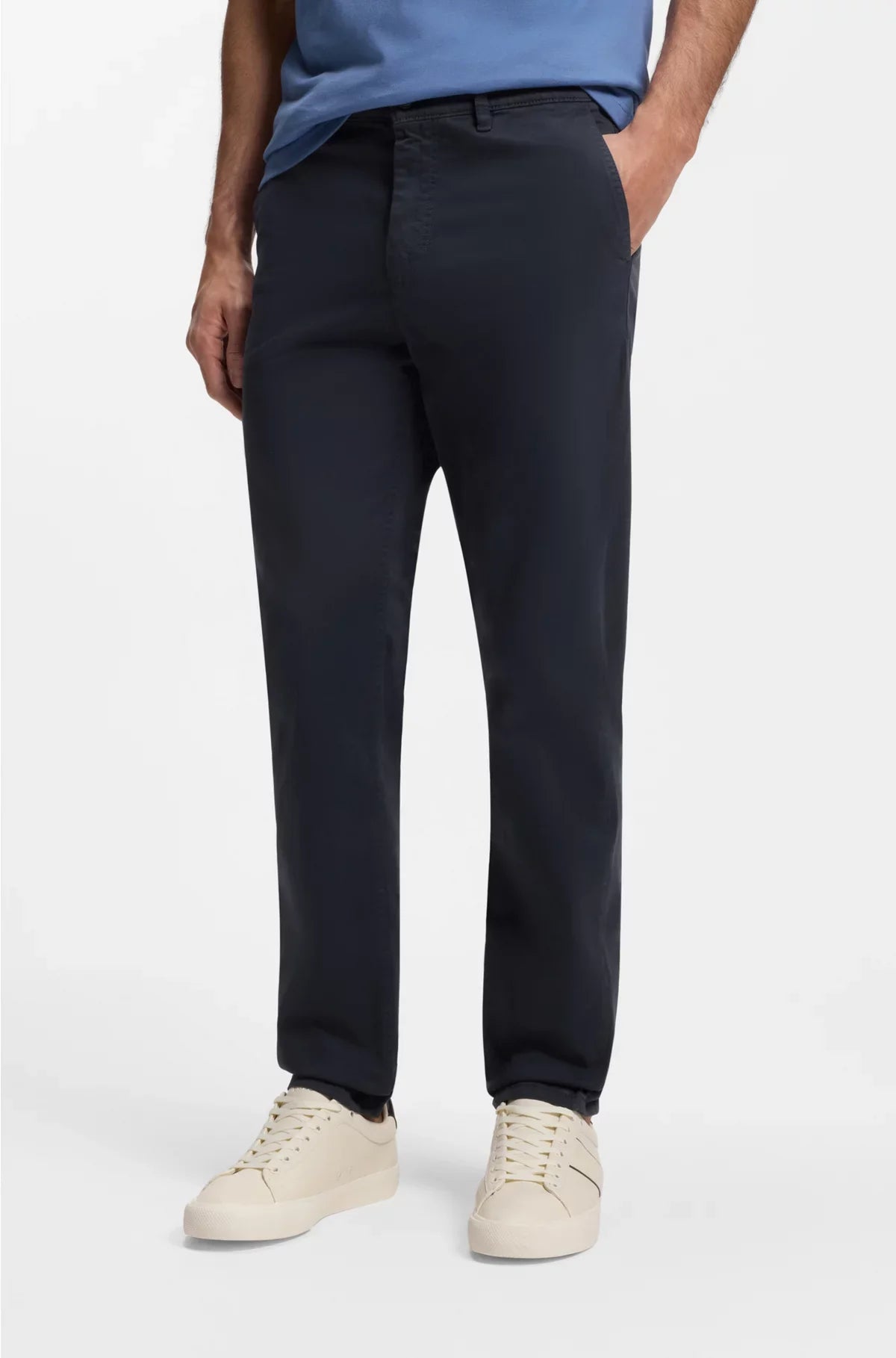 CHINO A VITA SFUMATA IN RASO DI COTONE STRETCH