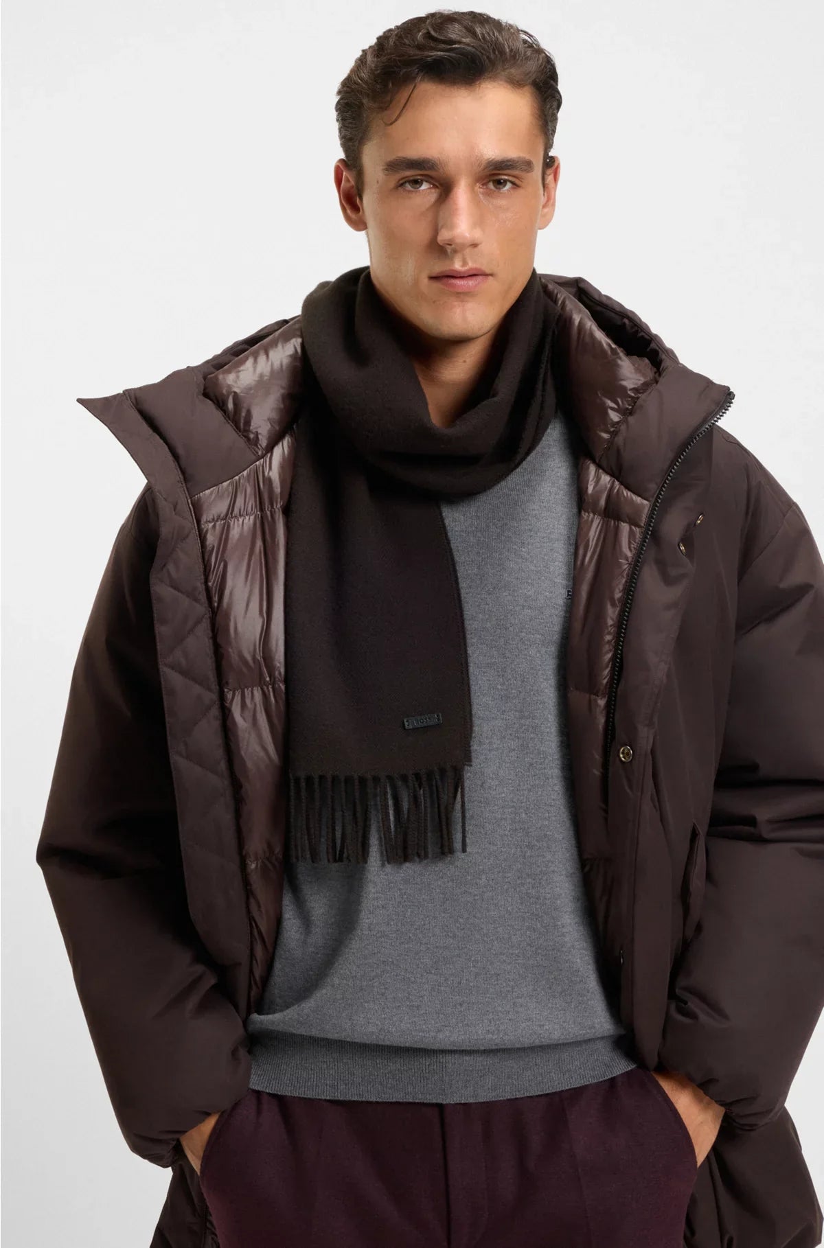ITALIAN-MADE SCARF IN WOOL WITH LOGO PATCH