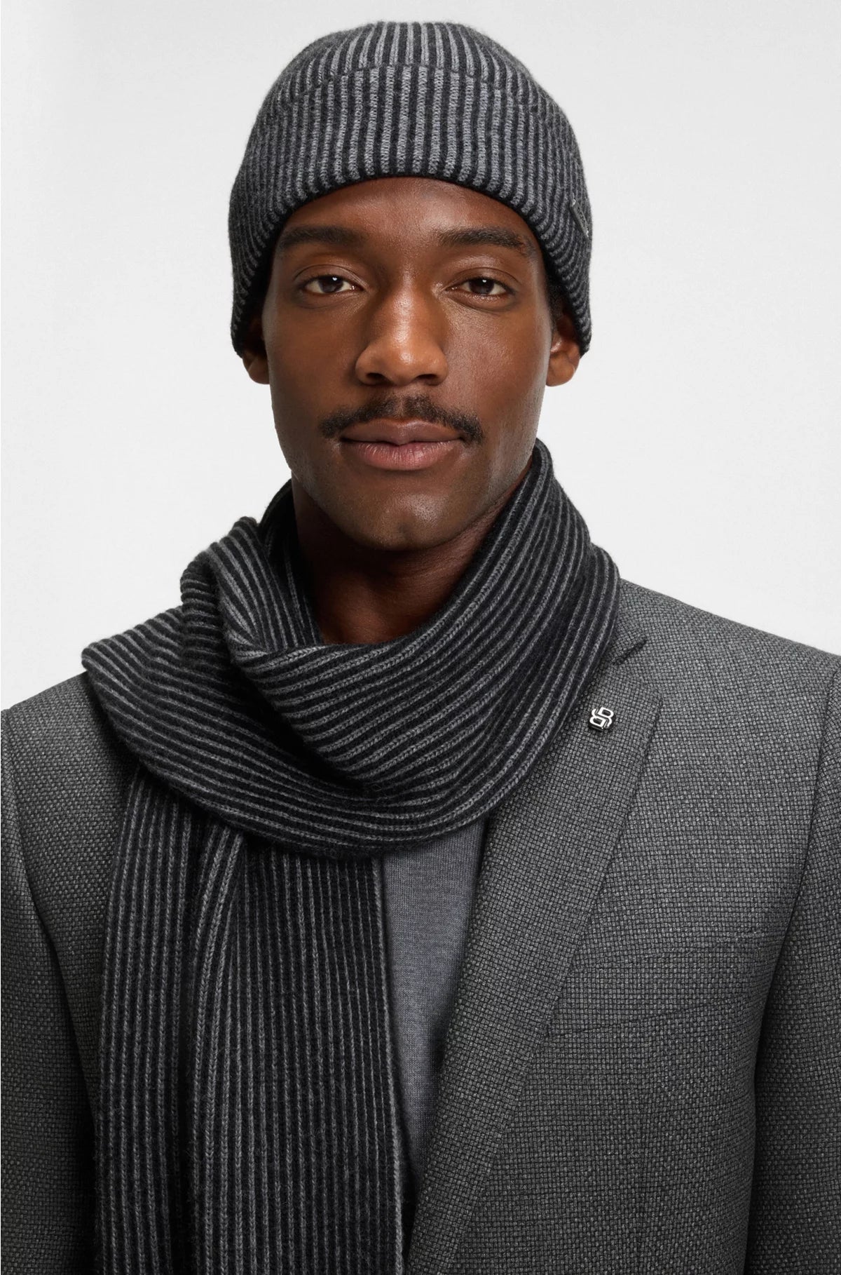 TWO-TONE-KNIT HAT AND SCARF GIFT SET