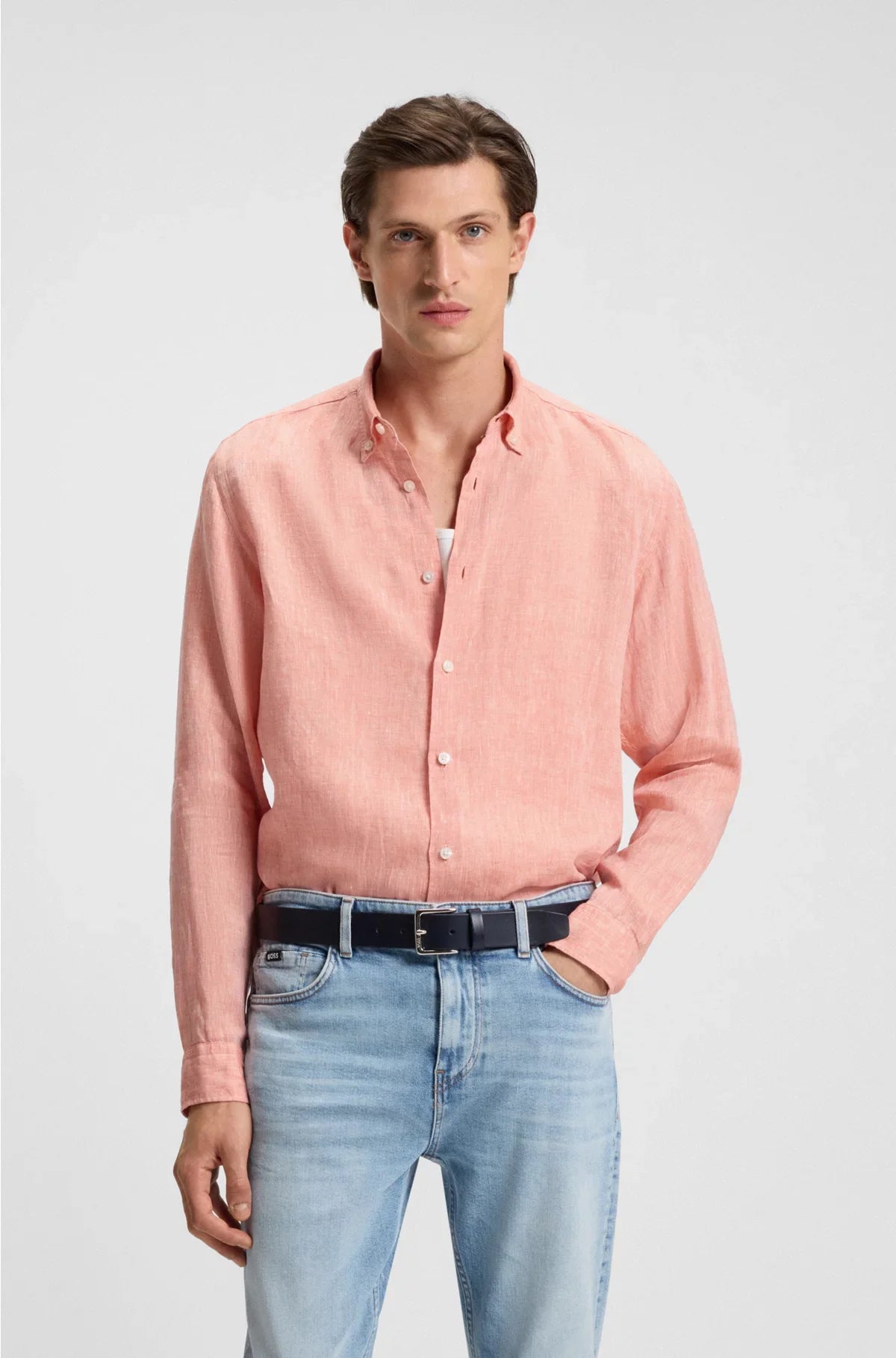 REGULAR-FIT BUTTON-DOWN SHIRT IN LINEN