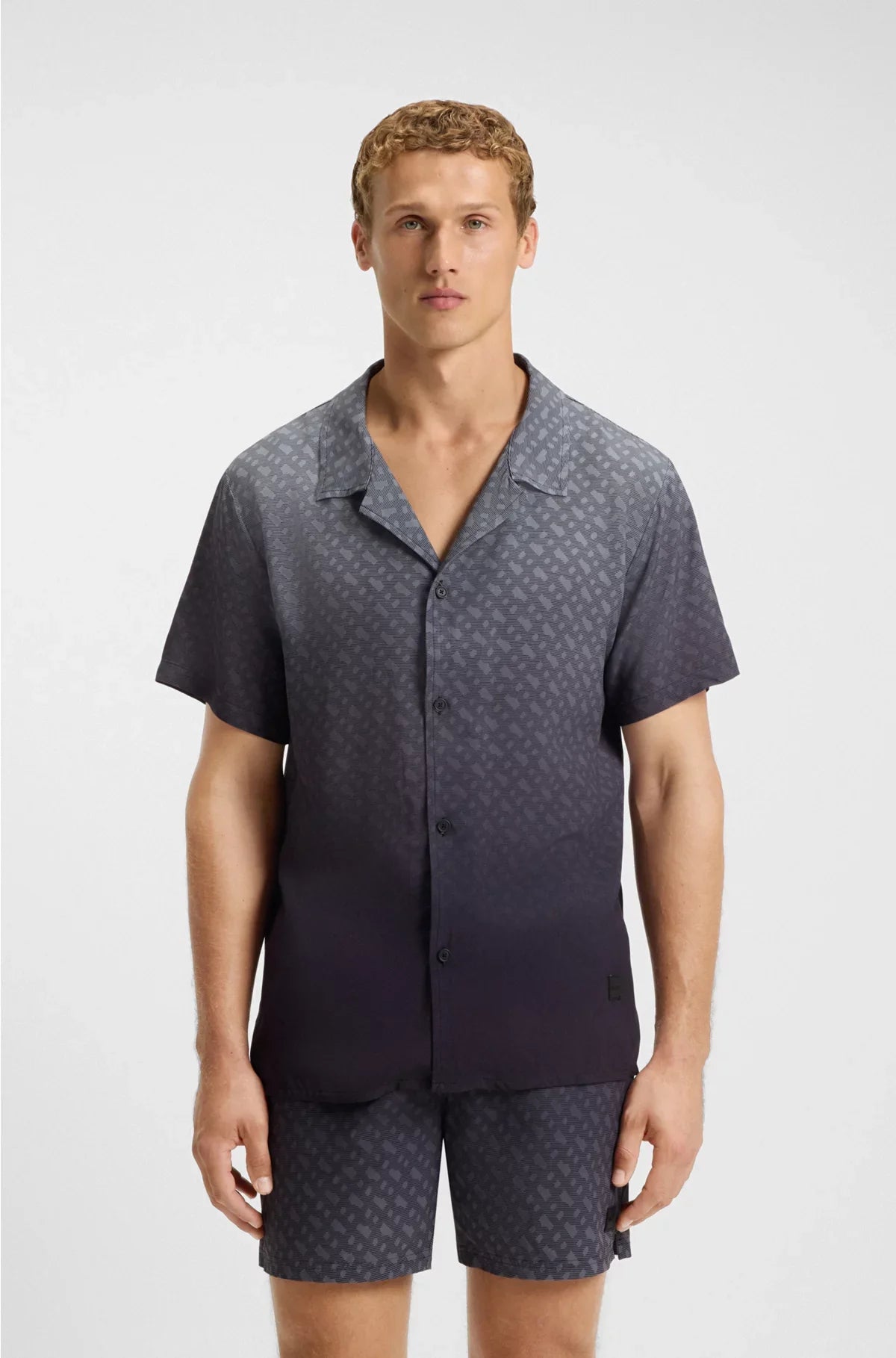 CAMICIA REGULAR-FIT CON STAMPA MONOGRAM DEGRADÉ