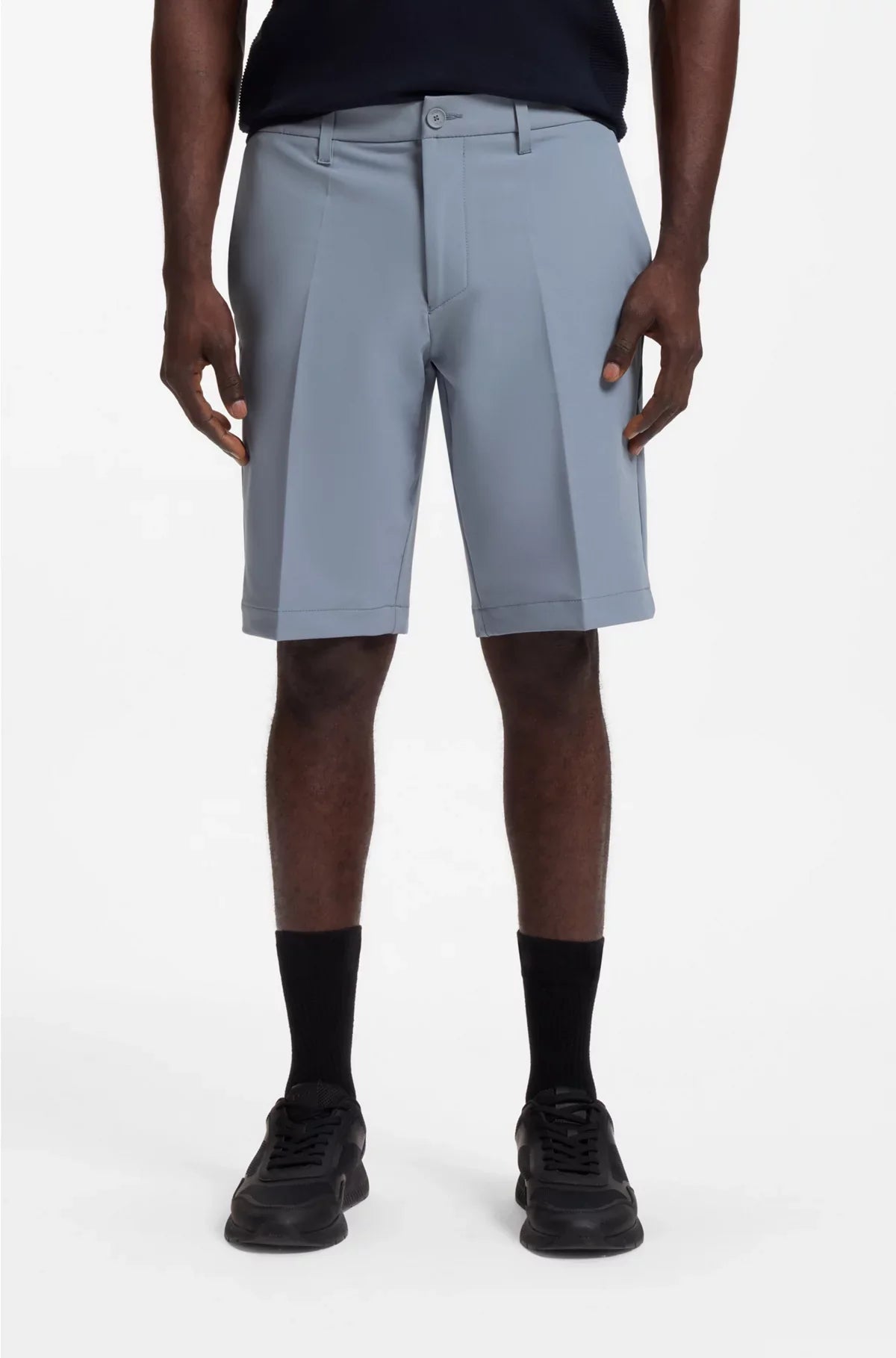 SHORTS SLIM-FIT IN TESSUTO ELASTICIZZATO IDROREPELLENTE