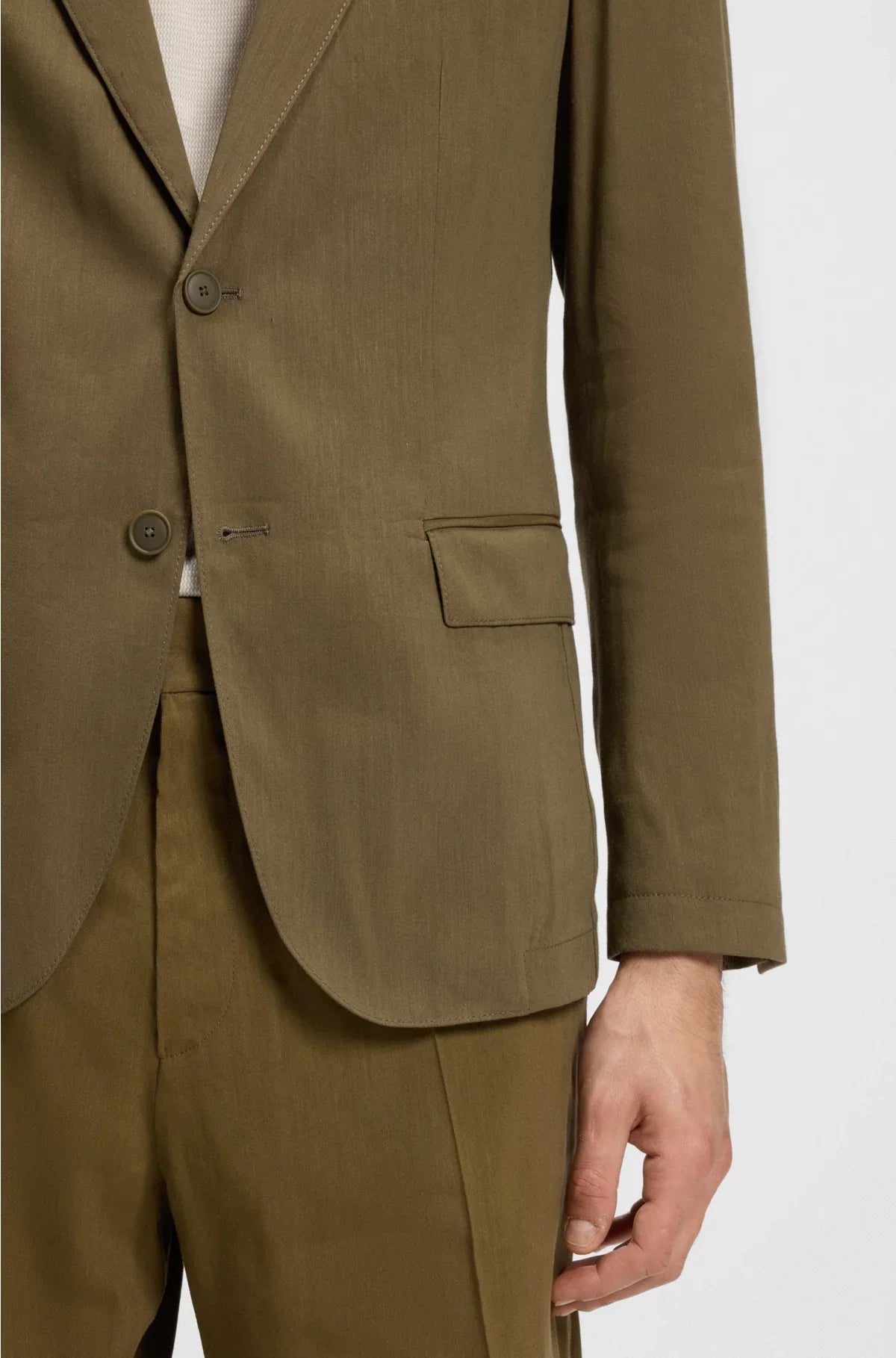 MODERN-FIT MACHINE-WASHABLE SUIT JACKET IN A STRETCH-LINEN BLEND