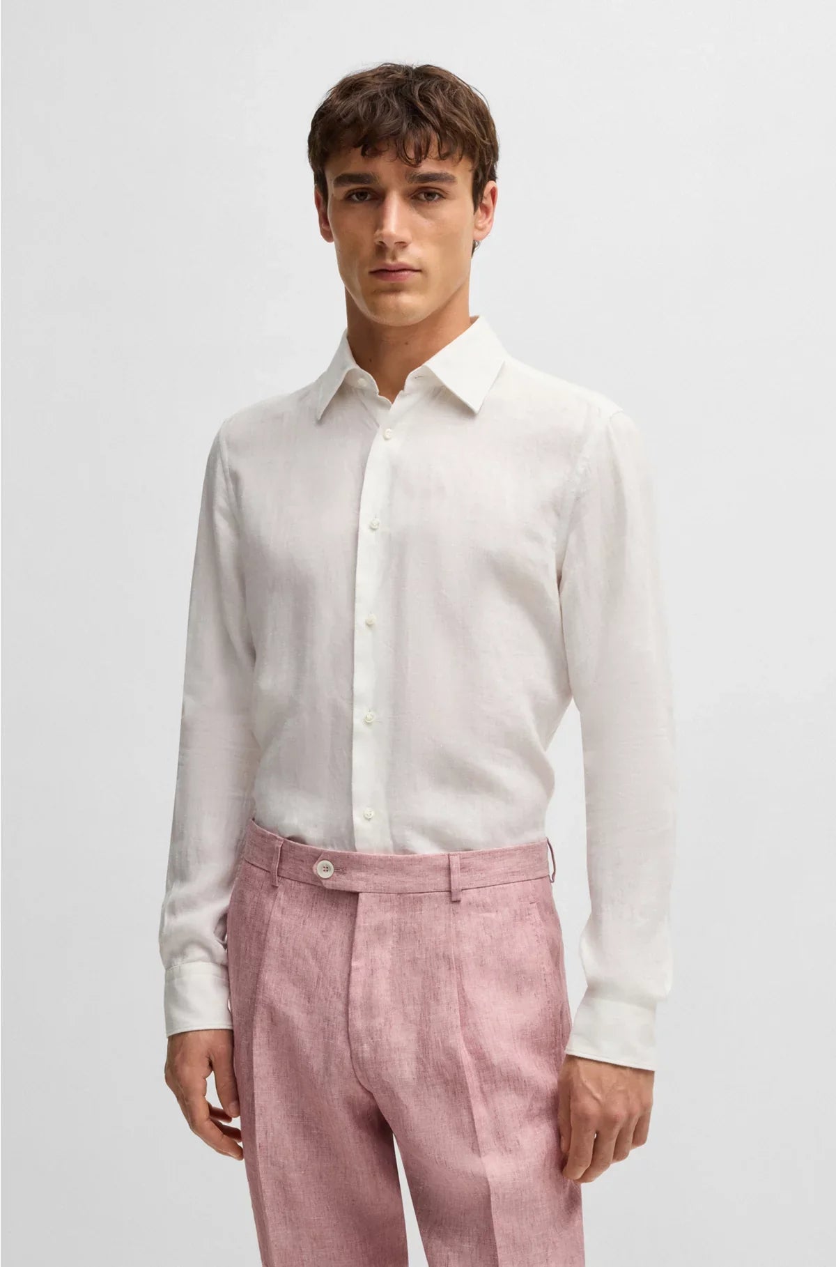 SLIM-FIT SHIRT IN LINEN