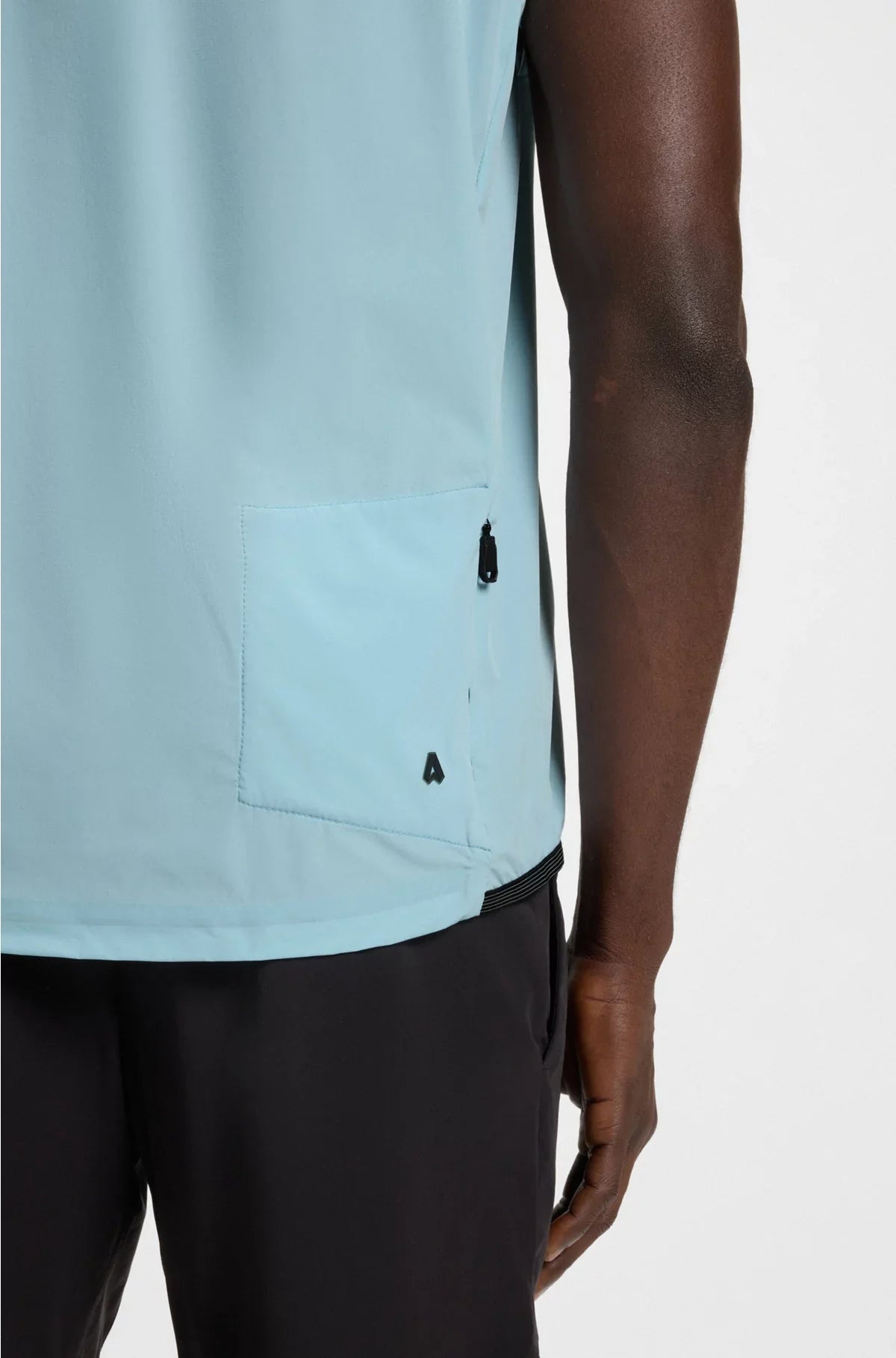 GILET ATTIVO IDROREPELLENTE AD ASCIUGATURA RAPIDA