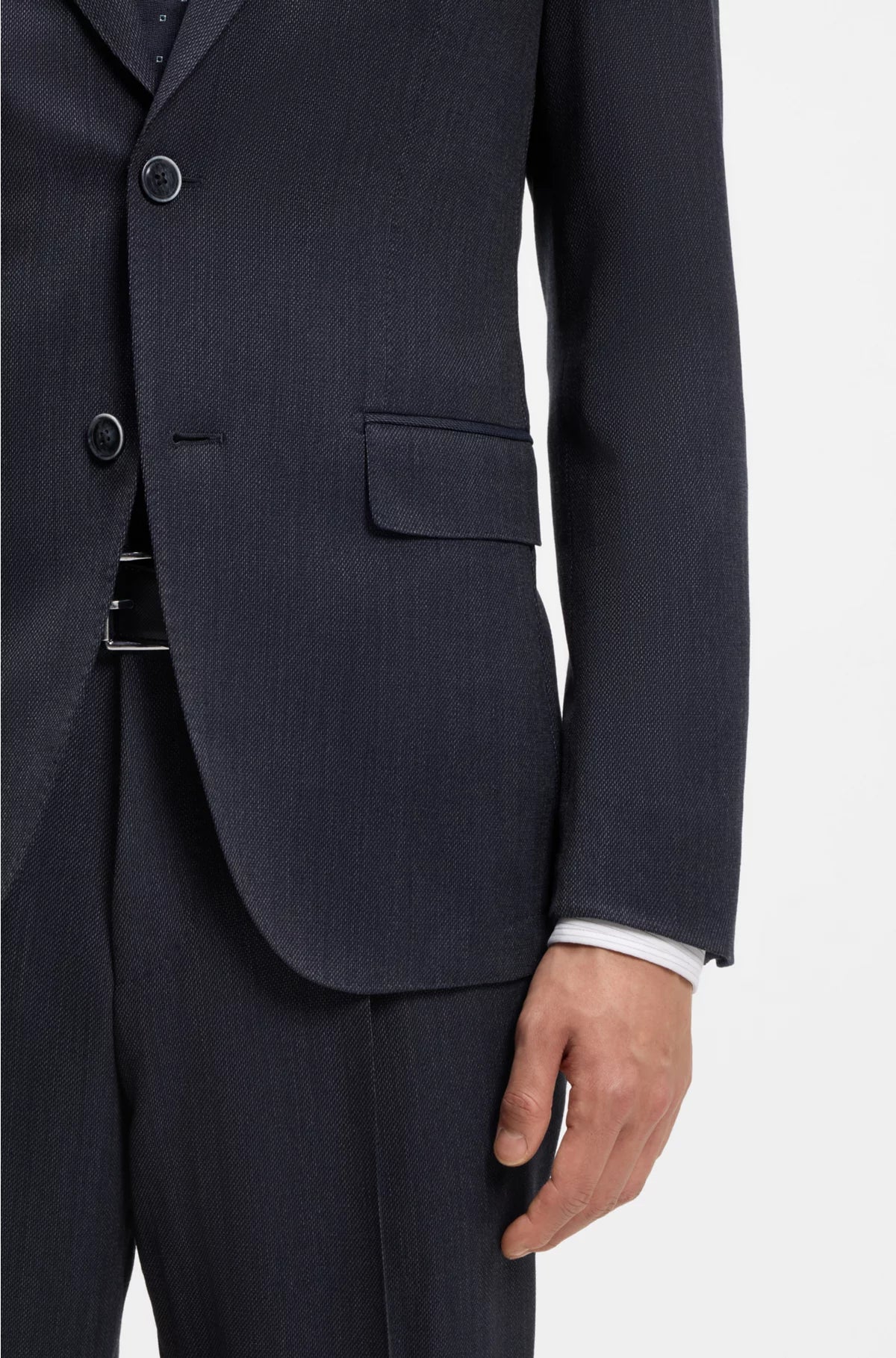 SLIM-FIT SUIT IN VIRGIN WOOL AND SILK