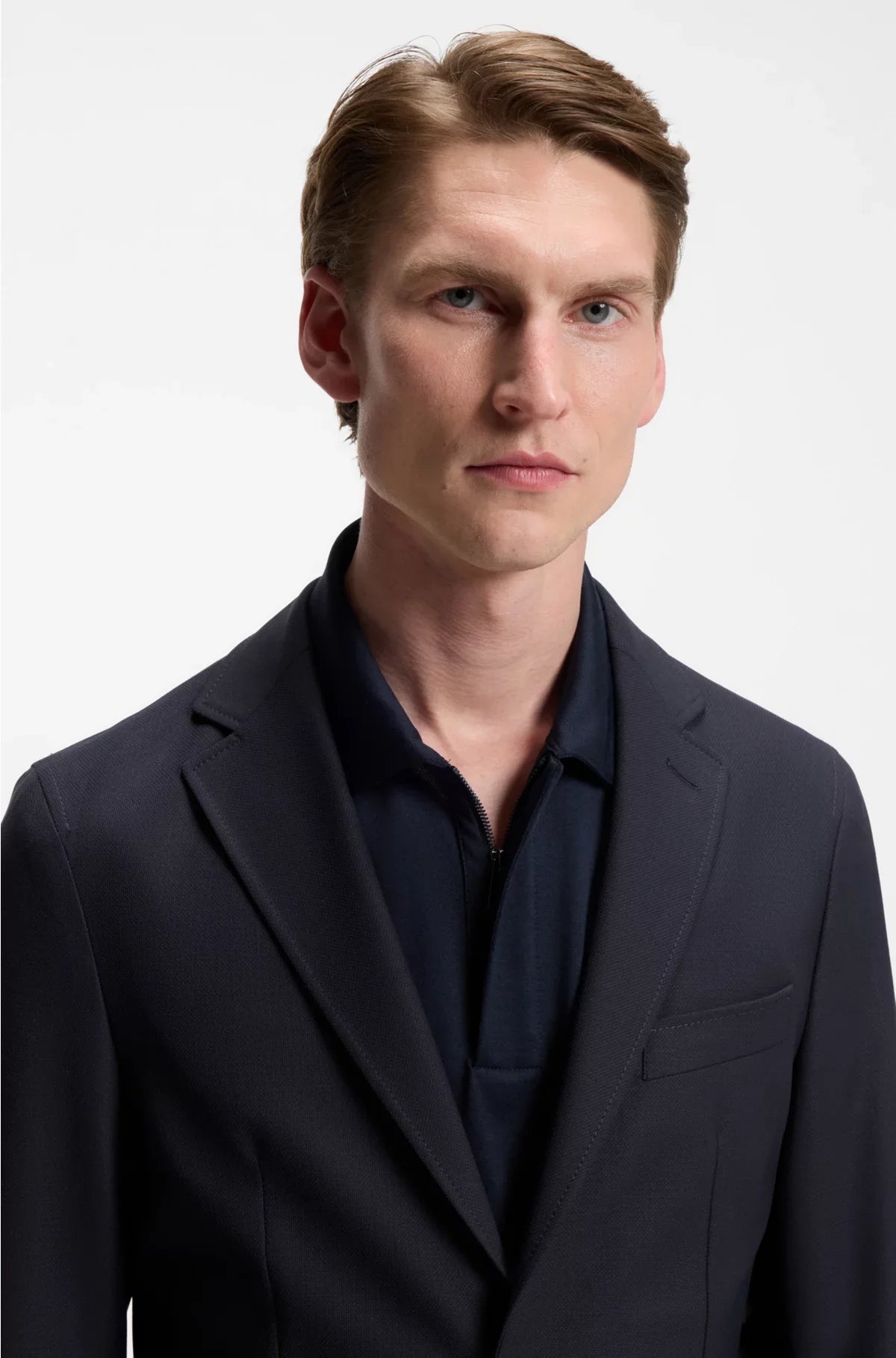 GIACCA SLIM-FIT IN TESSUTO ELASTICIZZATO LAVABILE IN LAVATRICE