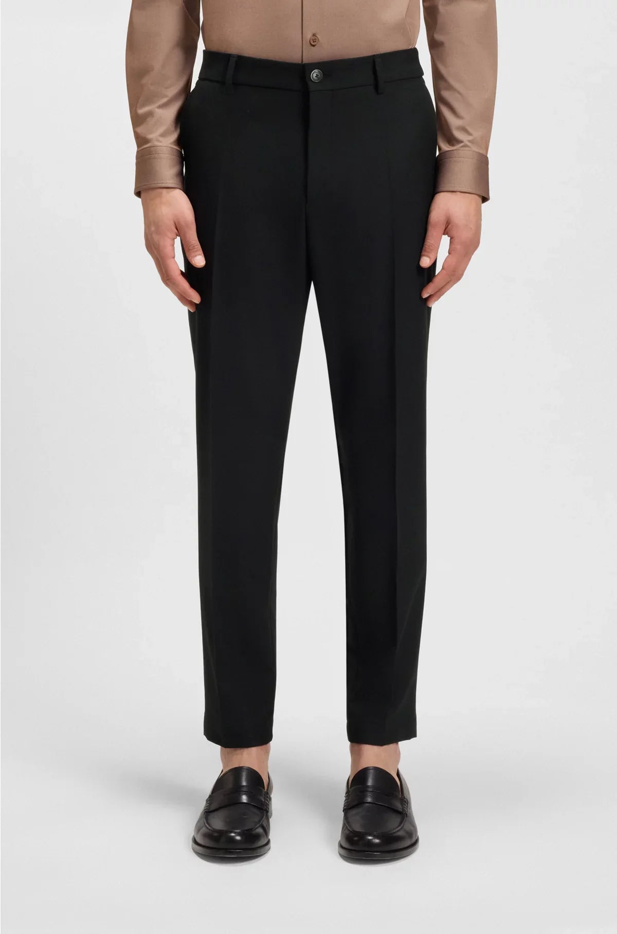 TAPERED-FIT TROUSERS IN MACHINE-WASHABLE STRETCH FABRIC