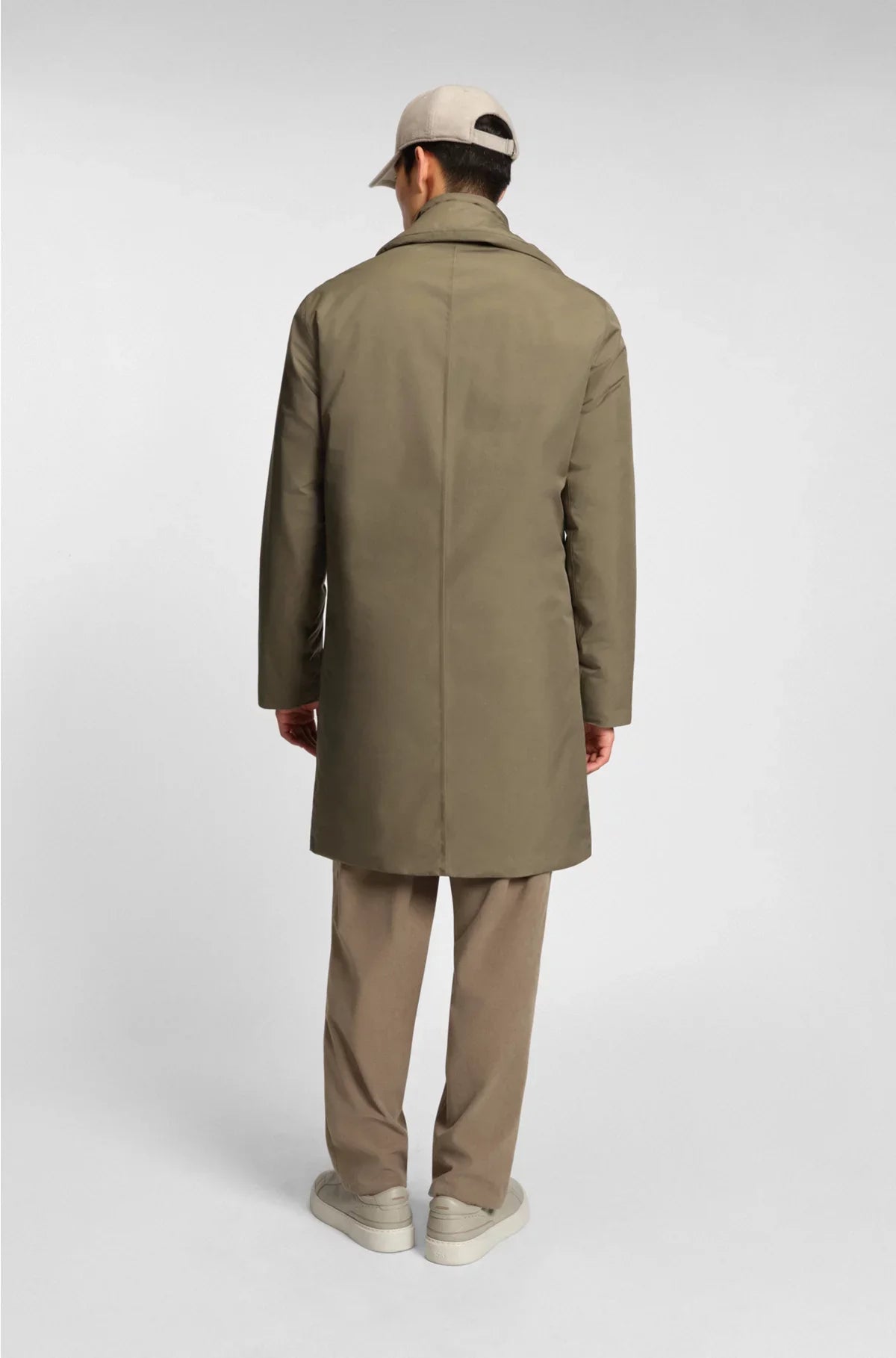 GORE-TEX? WATERPROOF COAT WITH DETACHABLE BIB