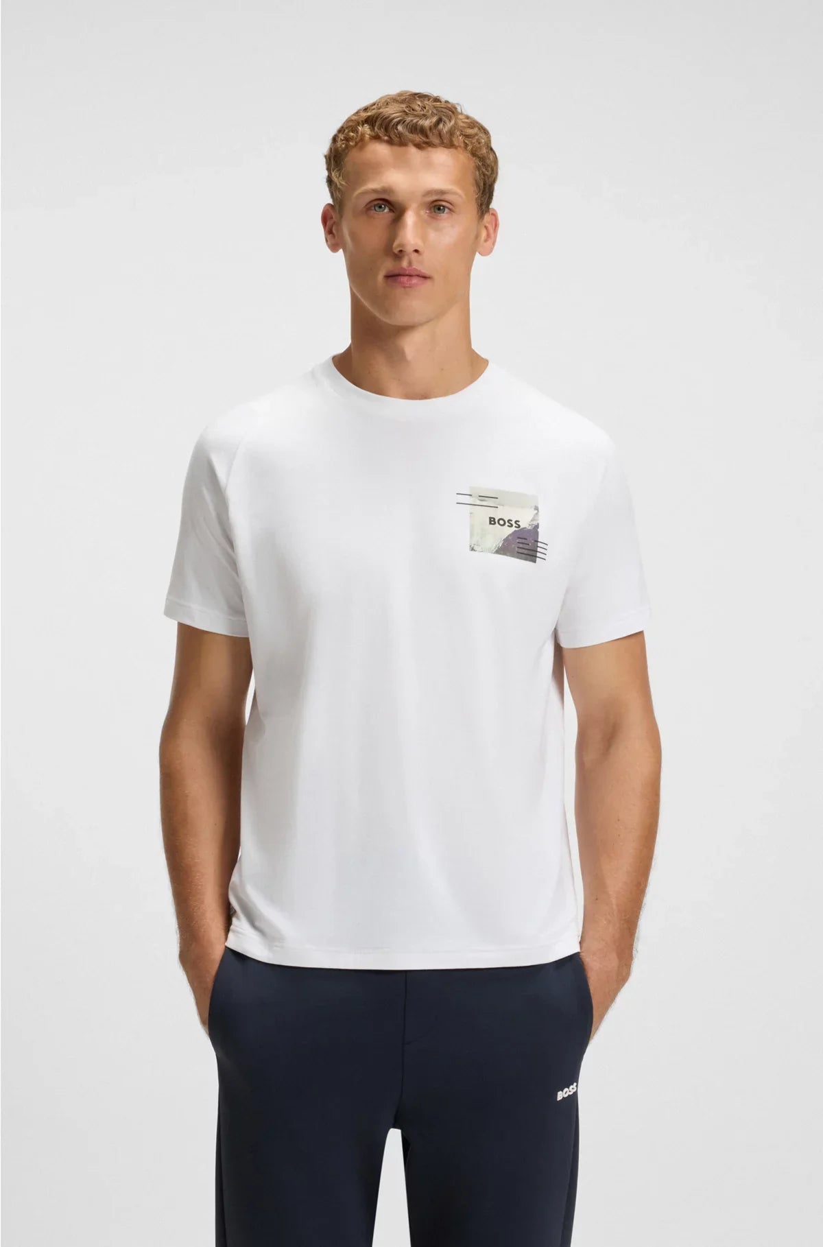T-SHIRT DALLA VESTIBILITÀ RILASSATA CON DETTAGLI RIFLETTENTI DECORATIVI