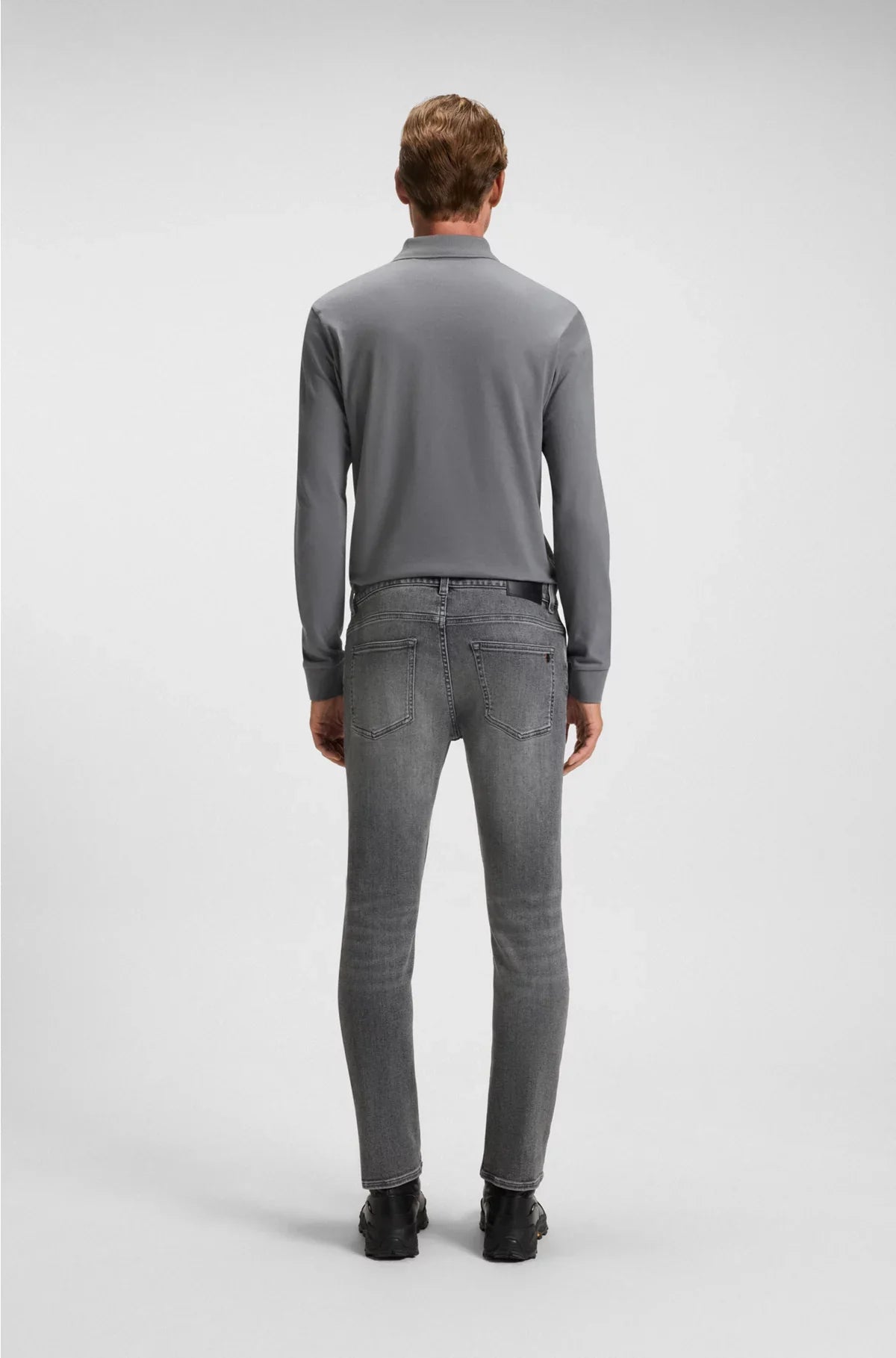 DELAWARE SLIM-FIT JEANS IN GREY SOFT-MOTION DENIM