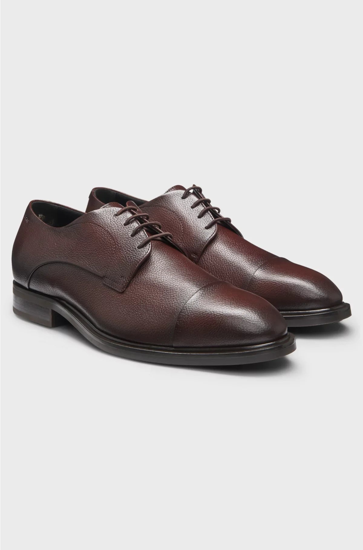CAP-TOE DERBY SHOES IN GRAINED LEATHER