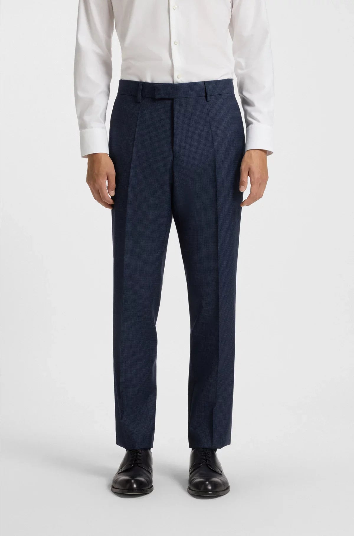 TWO-PIECE REGULAR-FIT SUIT IN VIRGIN WOOL