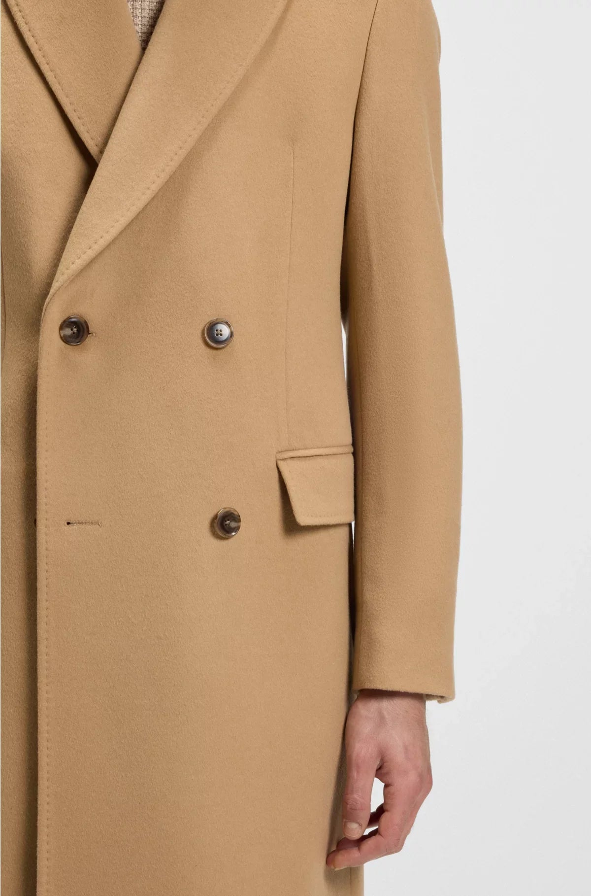 DOUBLE-BREASTED COAT IN VIRGIN WOOL AND CASHMERE
