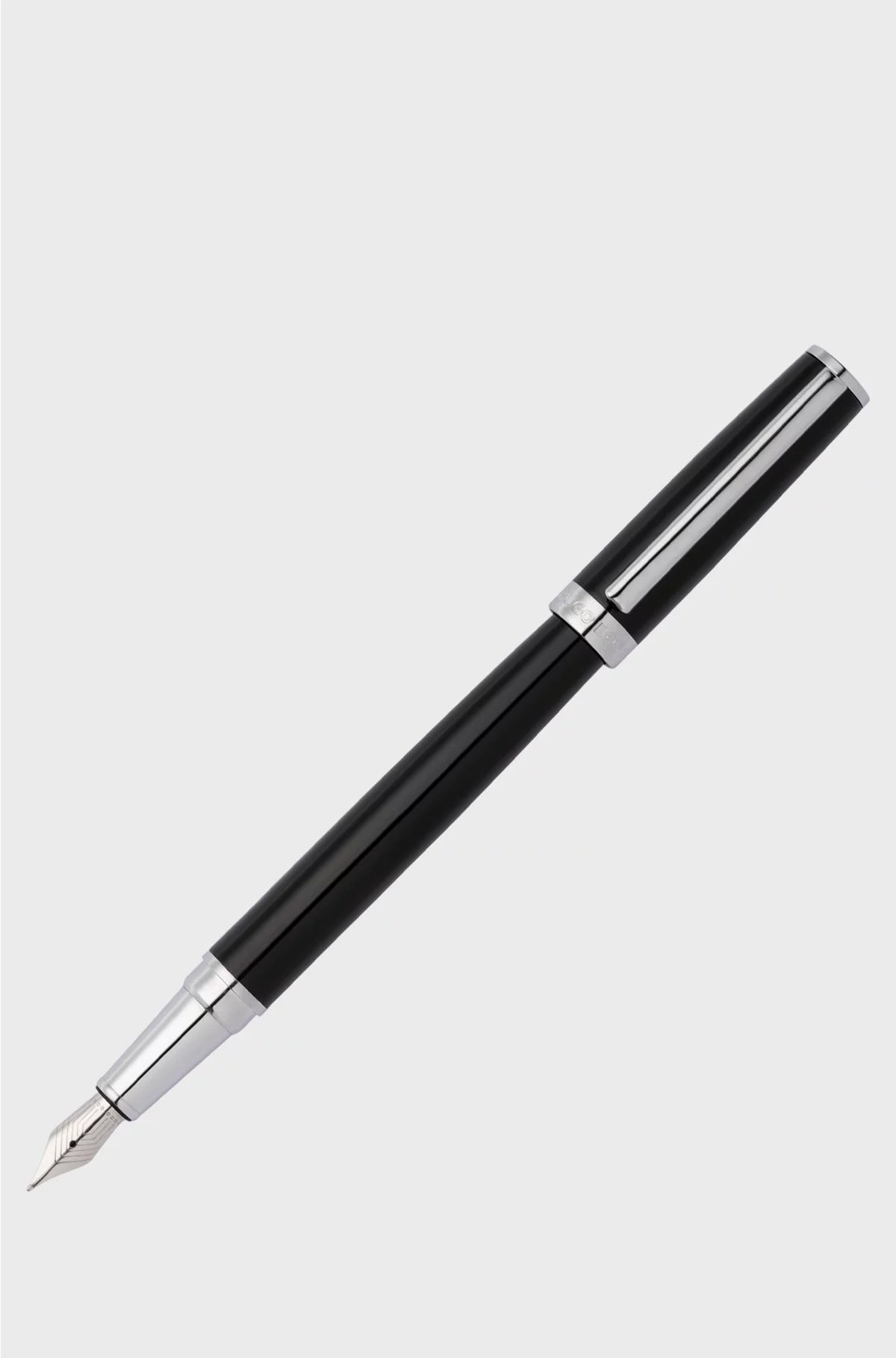 GLOSSY-BLACK LACQUER FOUNTAIN PEN WITH LOGO RING