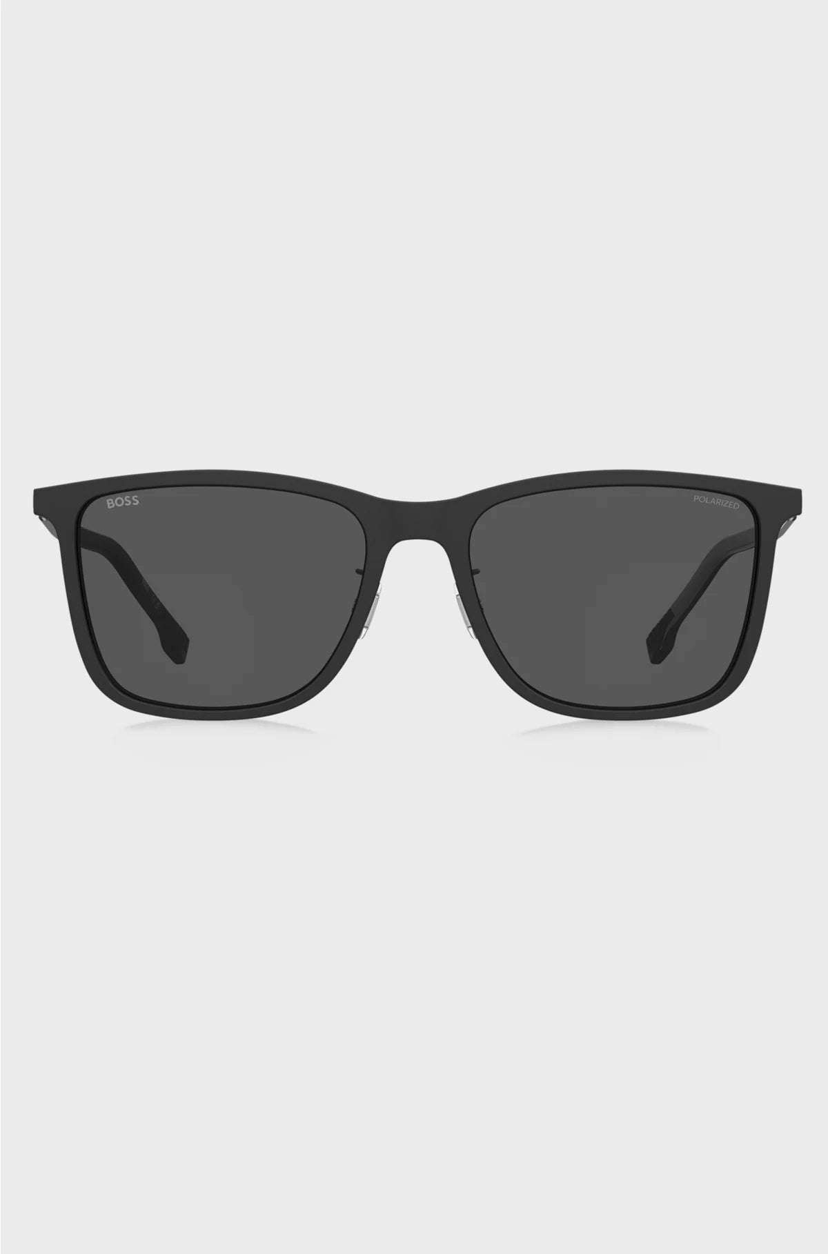 BLACK SUNGLASSES WITH POLARISED LENSES